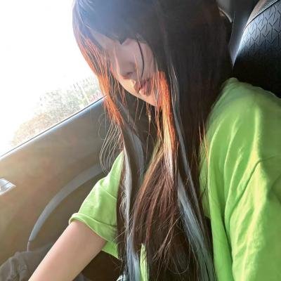 草裙舞女孩